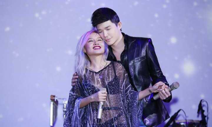 Nathan Lee mùi mẫn bên 'tình cũ' Mai Khôi