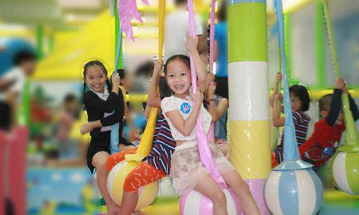 Nhí tài năng rạng rỡ vui chơi cùng thế giới sách