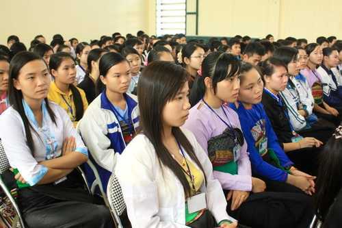 Tạm dừng nhận học sinh dự bị đại học vào sư phạm