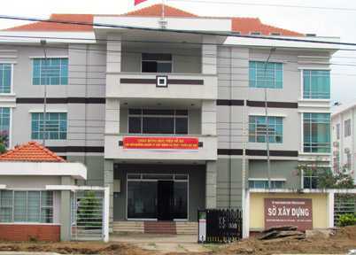 Mất chức giám đốc Sở vì ưu ái cho vợ tương lai