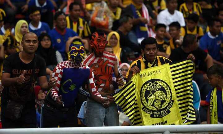 VFF bán sạch 600 vé Việt Nam-Malaysia vừa được trả lại