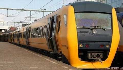 Tàu hỏa Hà Lan gắn súng bắn laser