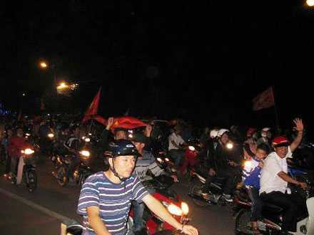 Việt Nam vs Malaysia: 100% công an xã, phường ở Vinh được huy động