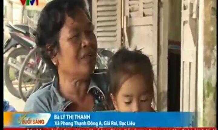 Vì sao bà ngoại bạo hành cháu 2 tuổi như thời Trung cổ?