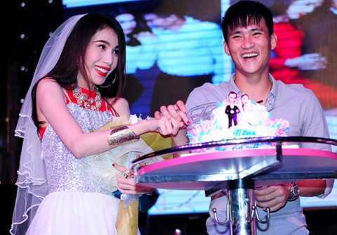 Công Vinh nghỉ đá Siêu Cup vì cưới Thủy Tiên