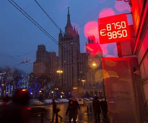 Nga dùng thêm 70 tỷ USD để cứu đồng Rúp