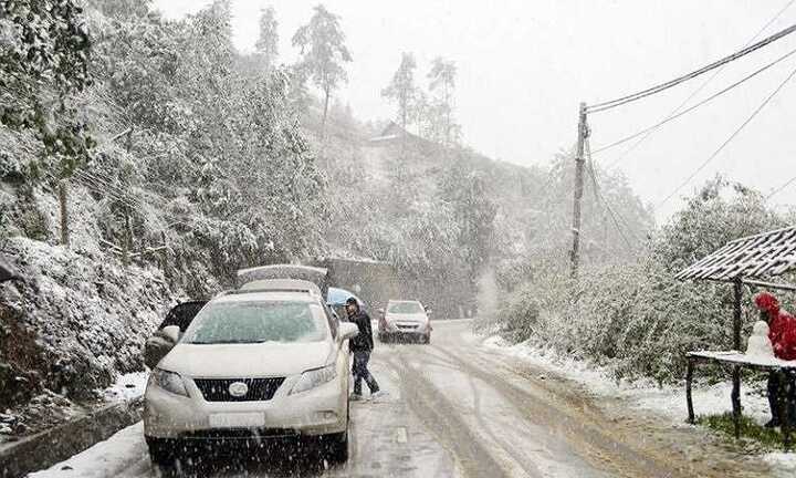 Miền Bắc chìm sâu trong giá lạnh, nhiệt độ giảm còn 4 độ C