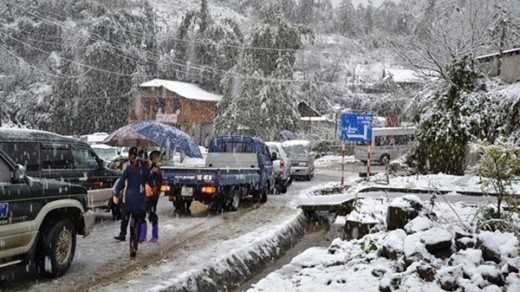 Miền Bắc đón đợt rét mới, vùng núi xuất hiện băng giá trở lại