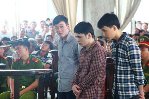 Giết người cướp tiệm vàng chấn động: Tử hình hai bị cáo