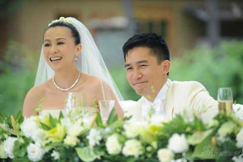 Lưu Gia Linh - Lương Triều Vỹ: Mối tình nhiều sóng gió