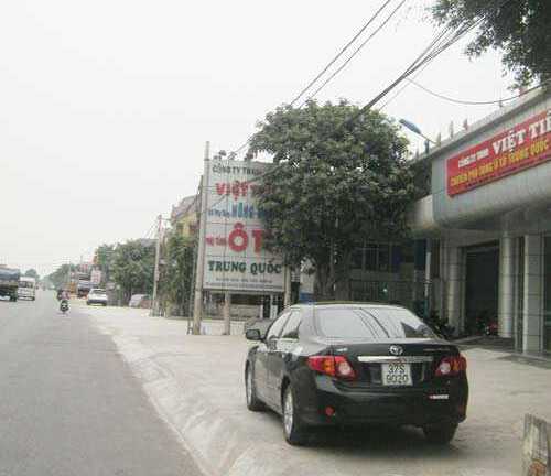 Ngỡ ngàng xóm nhà nhà là tỷ phú