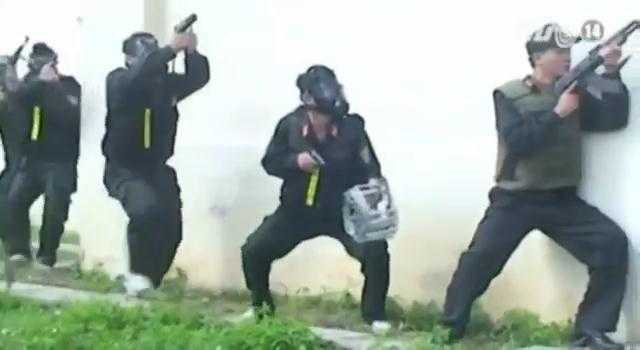 Diễn tập chống khủng bố, giải cứu con tin tại cảng hàng không Cam Ranh