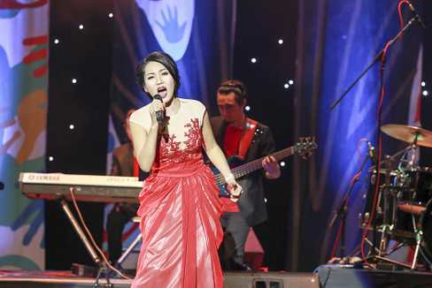 'Cơn bão Concert' gửi gắm yêu thương tới trẻ em nghèo