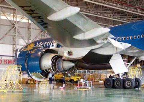 Hàng không Việt Nam tăng cường bảo dưỡng máy bay sau vụ QZ8501