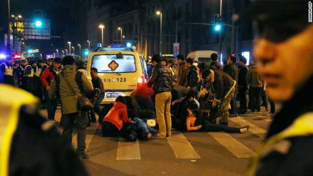 Video giẫm đạp kinh hoàng ở Trung Quốc ngày đầu năm mới