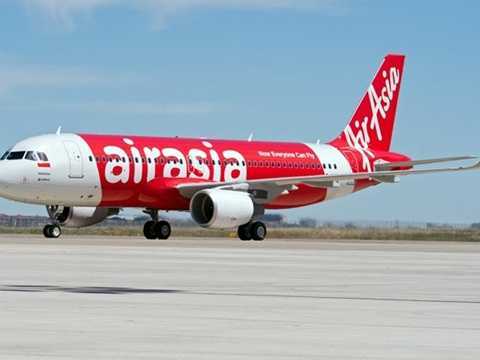 Đình chỉ giấy phép bay của AirAsia tuyến Surabaya-Singapore