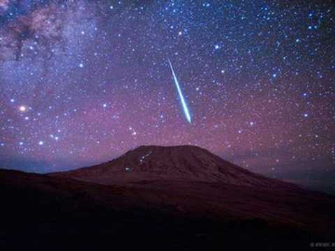 Đêm nay sẽ có mưa sao băng