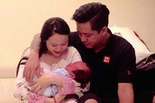 Con trai Tuấn Hưng ngày càng kháu khỉnh, đáng yêu