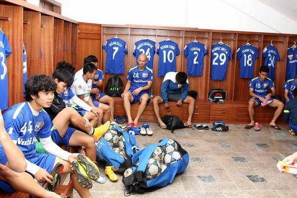 Cháy vé xem Công Phượng, HAGL lo fan cuồng