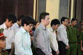 Tuyên phạt 'siêu lừa' Huyền Như tù chung thân