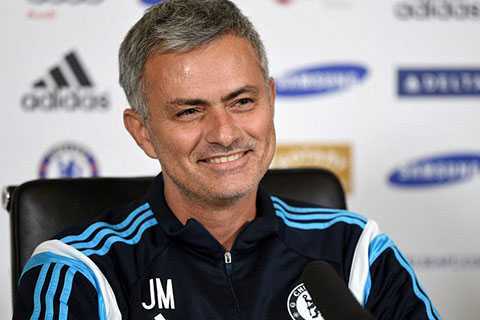 Mourinho bỏ họp báo, chờ án phạt trước mắt