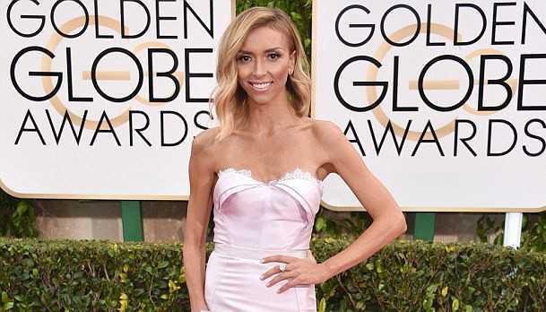 Người đẹp gây sốc trên thảm đỏ với thân hình gầy trơ xương