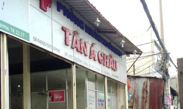 Làm đẹp 'vùng kín' gây chảy máu ồ ạt: Phòng khám nhiều sai phạm