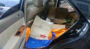 Bắt xe biển số Lào vận chuyển 57.000 viên thuốc giả