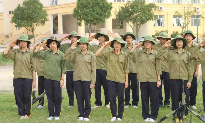 Phó Thủ tướng Vũ Đức Đam chỉ đạo công tác giáo dục quốc phòng