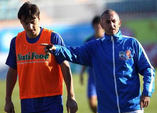 Bầu Đức có cam lòng nhìn HAGL xuống hạng?