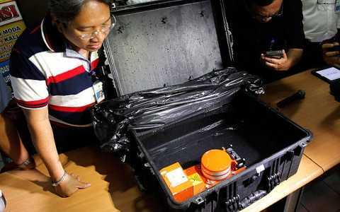 Giải mã hộp đen máy bay AirAsia: Không có dấu hiệu máy bay bị khủng bố