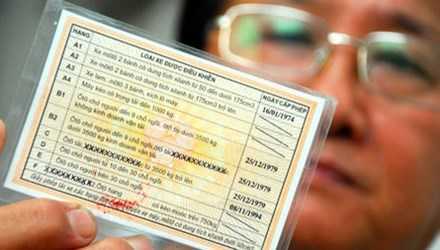 Bỏ giấy khám sức khỏe khi đổi bằng lái