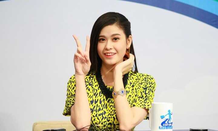 Trương Quỳnh Anh xuất hiện trên truyền hình giữa 'tâm bão'