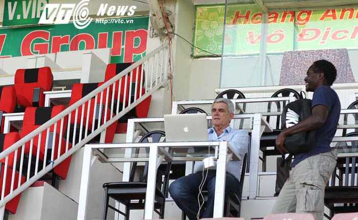 Giám đốc học viện JMG: HAGL khiến tôi muốn đau tim