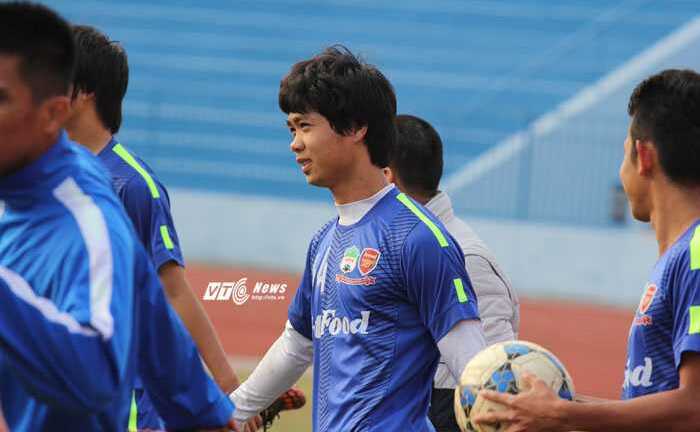 Clip: Công Phượng, Tuấn Anh được nghỉ tập, HAGL đối đầu bão chấn thương