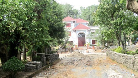 Thiếu tướng công an lên quận 'giải trình' về biệt thự trên rừng Hải Vân