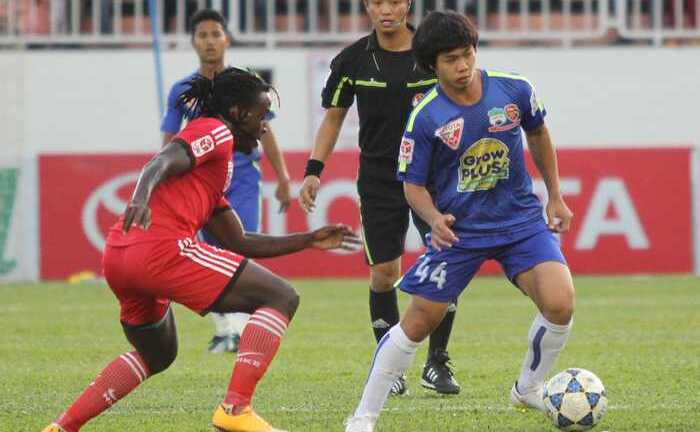 Vũ Minh Tuấn lấn át Công Phượng, Than Quảng Ninh hạ gục HAGL