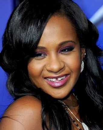 Cuộc sống phức tạp của con gái Whitney Houston