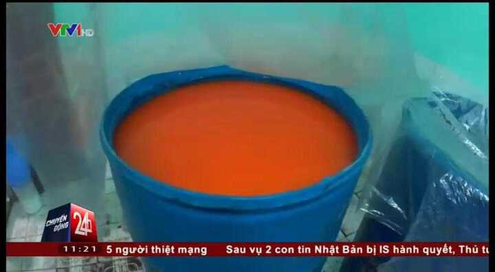 Video: 'Khiếp vía' công nghệ chế biến nước ngọt giá rẻ