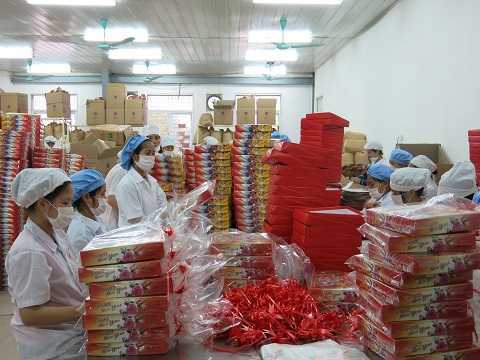 Thị trường bánh kẹo Tết ẤT Mùi: Ít mà chất