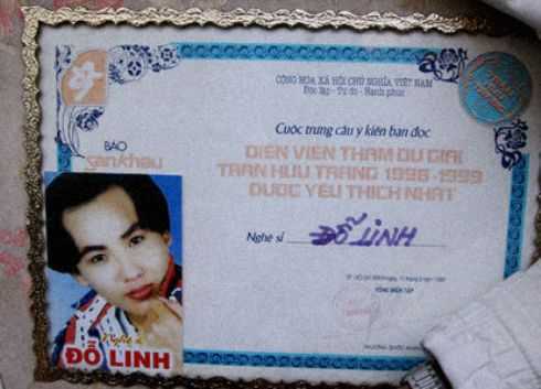 Thông tin mới vụ sát thủ đồng tính 15 tuổi giết nghệ sỹ Đỗ Linh