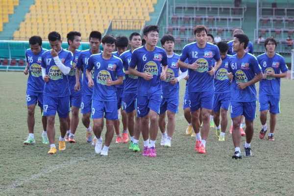 HAGL đổi trung vệ, khao khát hạ XSKT Cần Thơ