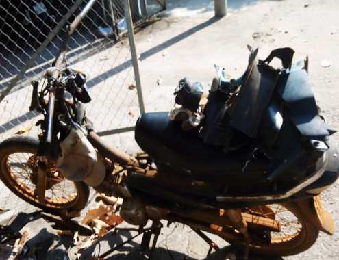 Huy động cảnh sát truy tìm thủ phạm tông hai cha con tử nạn