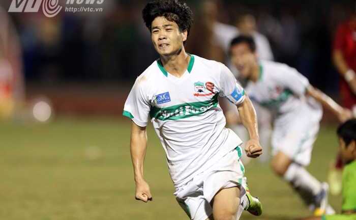 Công Phượng 6 trận tịt ngòi, lỗi ở đâu?