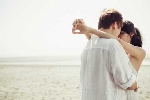 Sỹ Luân trở lại với ‘Bốn mùa yêu’