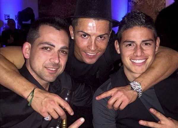 Clip: 150 khách VIP giúp Ronaldo giải sầu