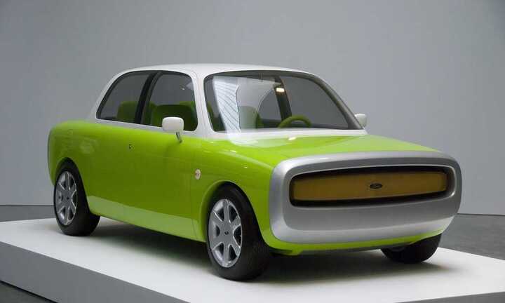 Tim Cook hé lộ Apple sắp trình làng ô tô