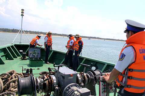 Hồi còi lúc 0 giờ đêm giao thừa của chiến sĩ cảnh sát biển