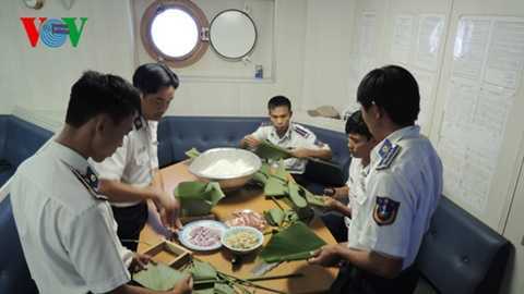 Đón Tết cùng Cảnh sát biển Việt Nam