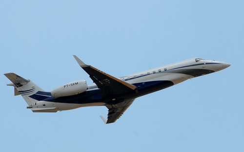 Bầu Đức mua phản lực làm gì?